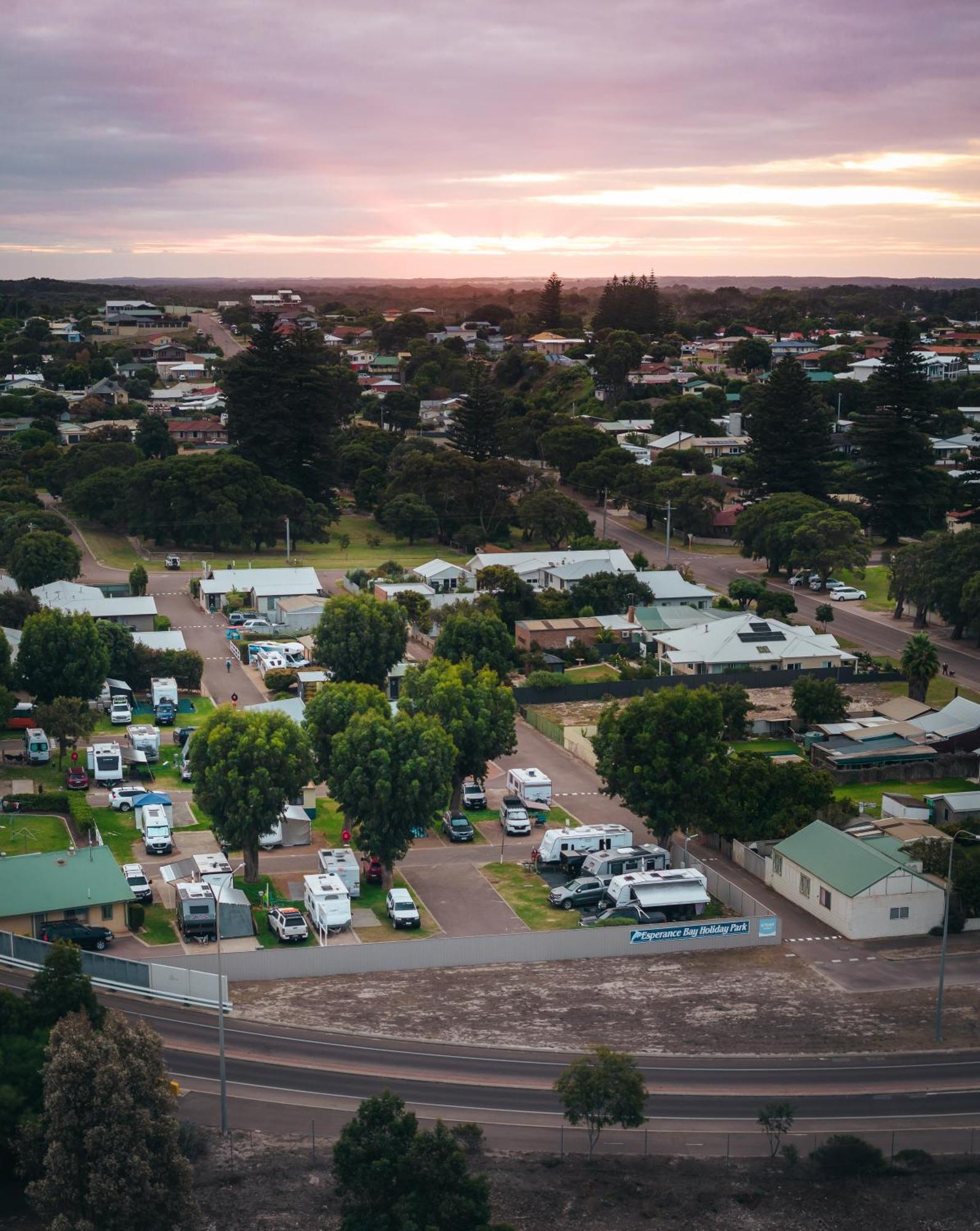 Esperance Bay Holiday Park ภายนอก รูปภาพ