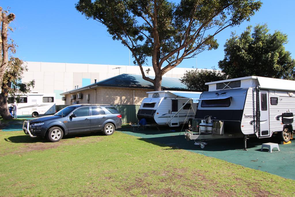 Esperance Bay Holiday Park ภายนอก รูปภาพ